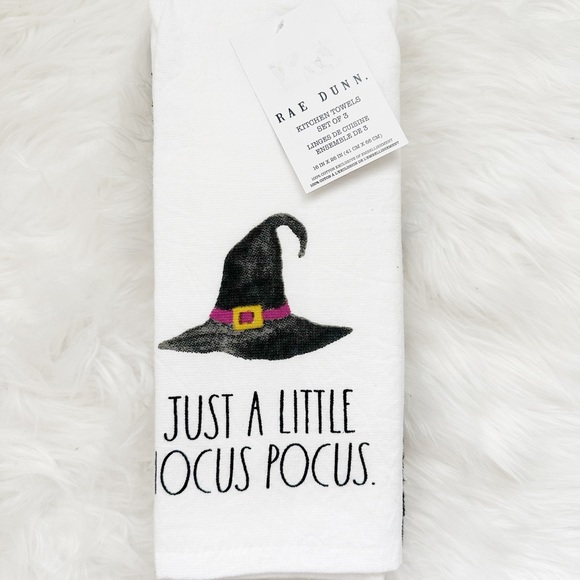 NEW Rae Dunn Just A Little Hocus Pocus Set of 3 Kitchen Towels - Picture 1 of 4